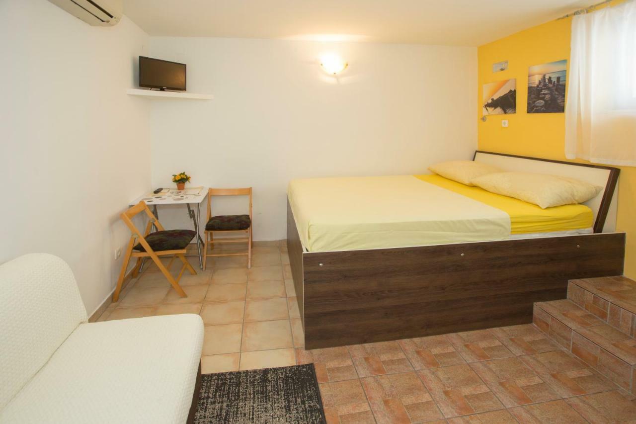 Room Dioklecijan สปลิท ภายนอก รูปภาพ